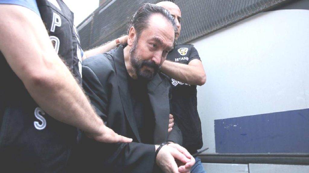 Adnan Oktar davasında ‘Masonlar, Tapınak Şövalyeleri, Yahudiler’ vurgusu