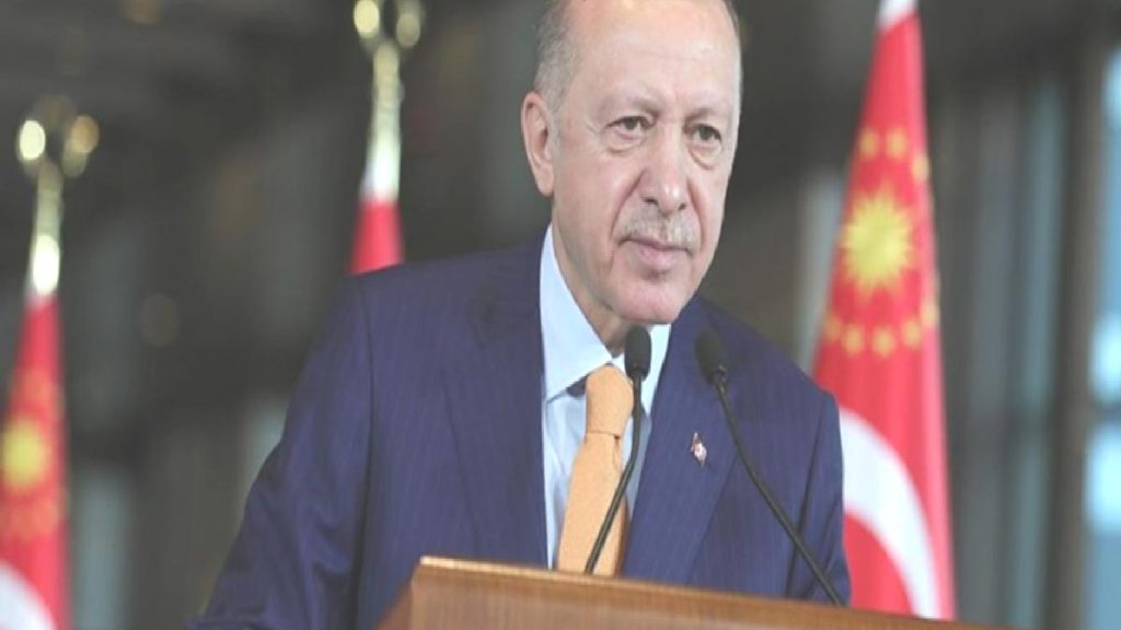 Erdoğan duyurdu: İbadethane ve cemevlerinde doğal gaza indirim