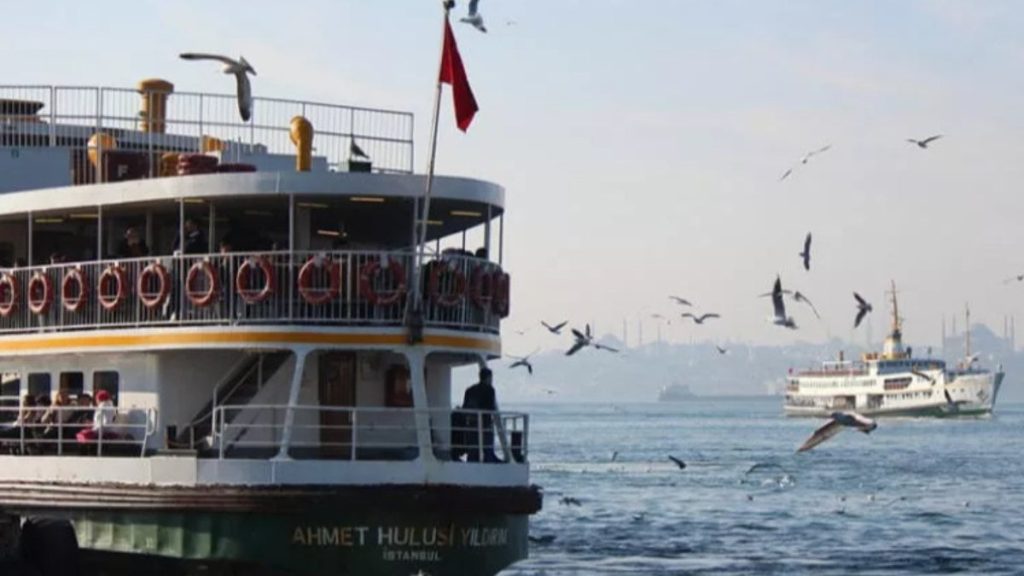 İstanbul’da hava muhalefeti sebebiyle vapur seferleri iptal edildi