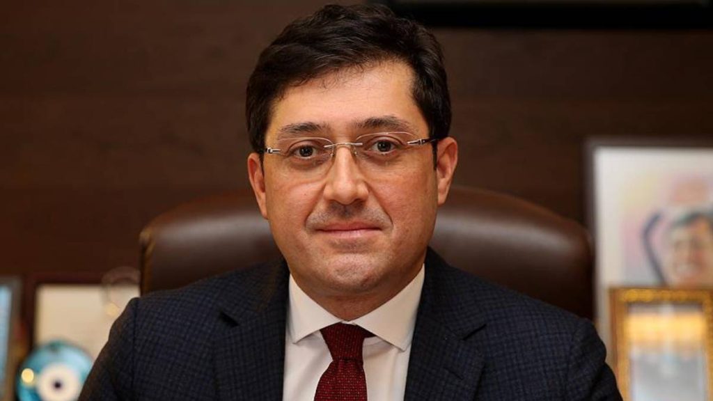 Murat Hazinedar hangi partili? CHP’li mi AK Partili mi? Murat Hazinedar hangi partiden belediye başkanı?