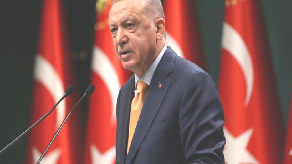 Erdoğan: Memur ve emeli maaş zammı yüzde 30 oldu