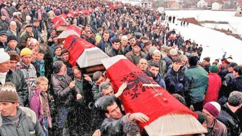 ”Kosova Reçak Soykırımı unutulmasın”