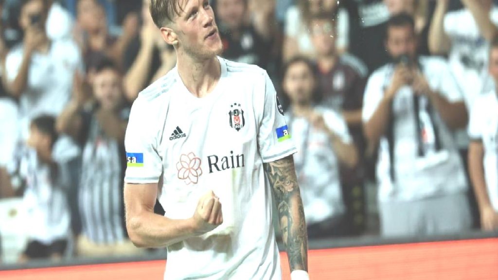 Weghorst Beşiktaş’tan kovuldu mu? Weghorst’un mukavelesi neden feshedildi?