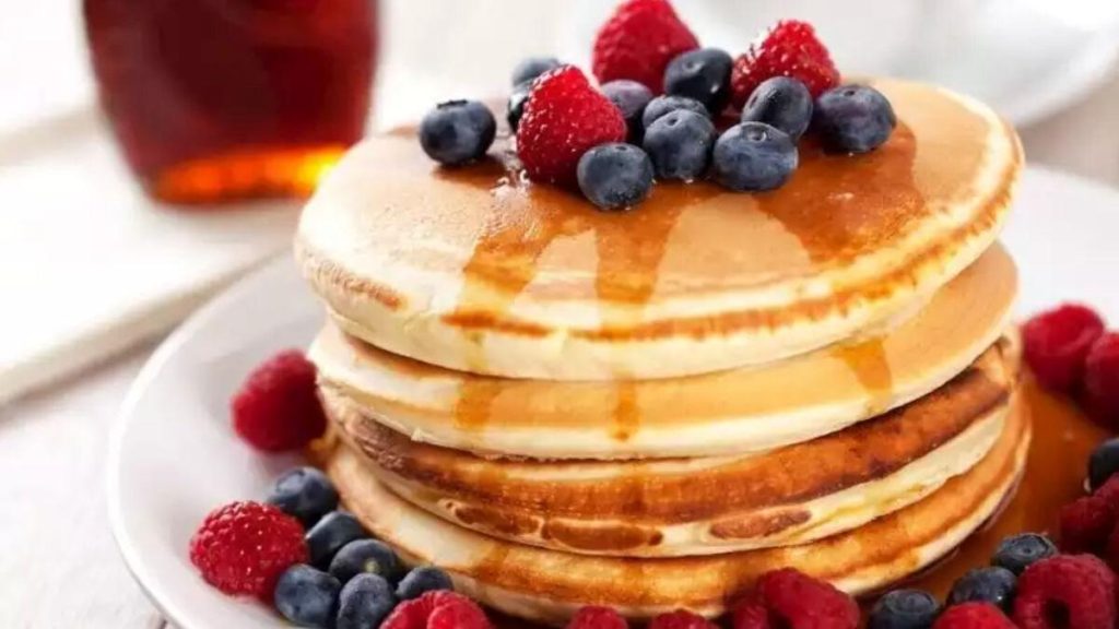 Japon usulü pancake yapın! Kahvaltılarınıza lezzet katacak pofuduk pancake (pankek) tarifi ve malzemeleri