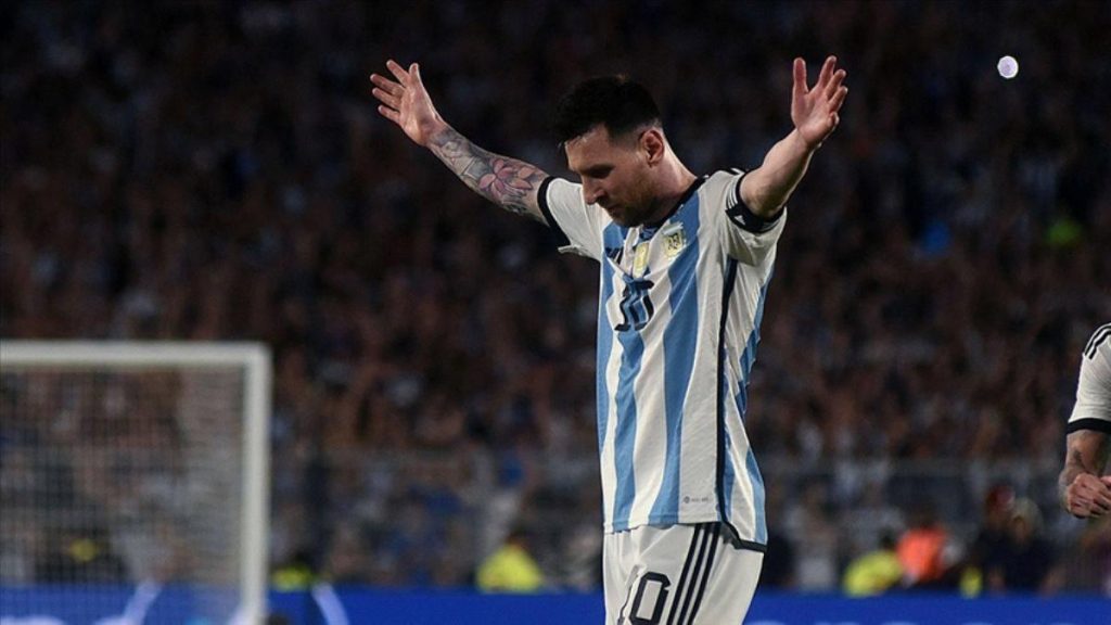 Messi, ‘100’ler kulübü’ne girdi