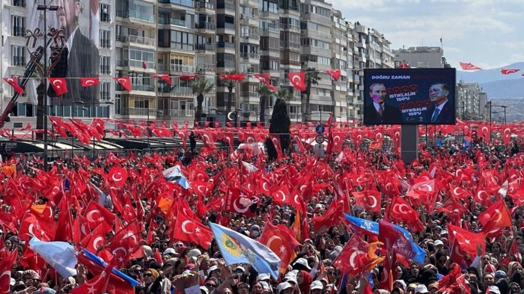 29 Nisan Erdoğan İzmir mitingine kaç kişi katıldı? AK Parti-Erdoğan İzmir mitinginde kaç bin kişi vardı? (Bugün İzmir mitingi)