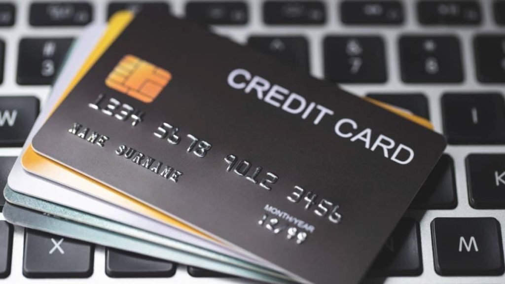Kullanılmayan kredi kartından aidat alınır mı? Kullanılmadan kapatılan kredi kartından yıllık ücret kesilir mi?