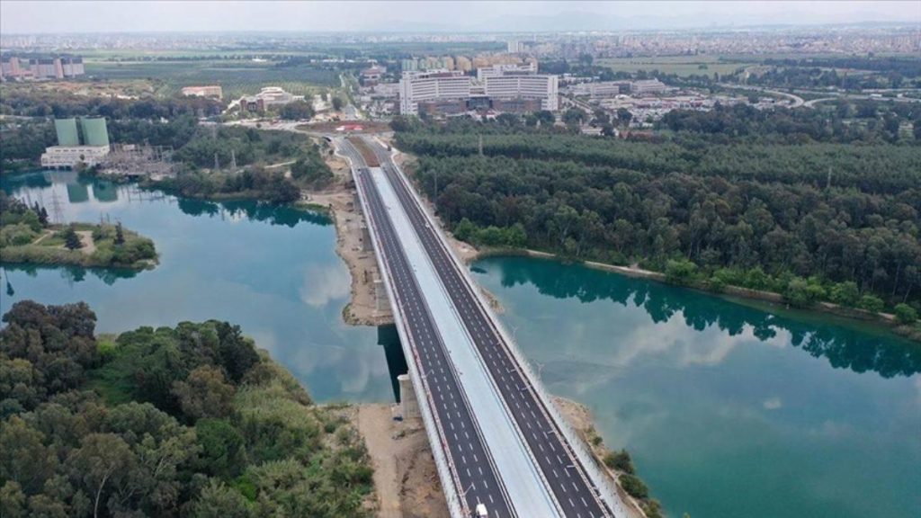 Seyhan Nehri’nin ‘yeni gerdanlığı’ Adana 15 Temmuz Şehitler Köprüsü olacak