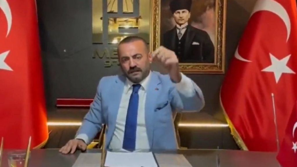 İYİ Parti adayı Uykur istifa etti